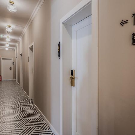 Timeless Boutique Suites By Bqa Boedapest Buitenkant foto